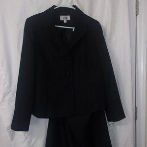 New 2 Piece black Suit